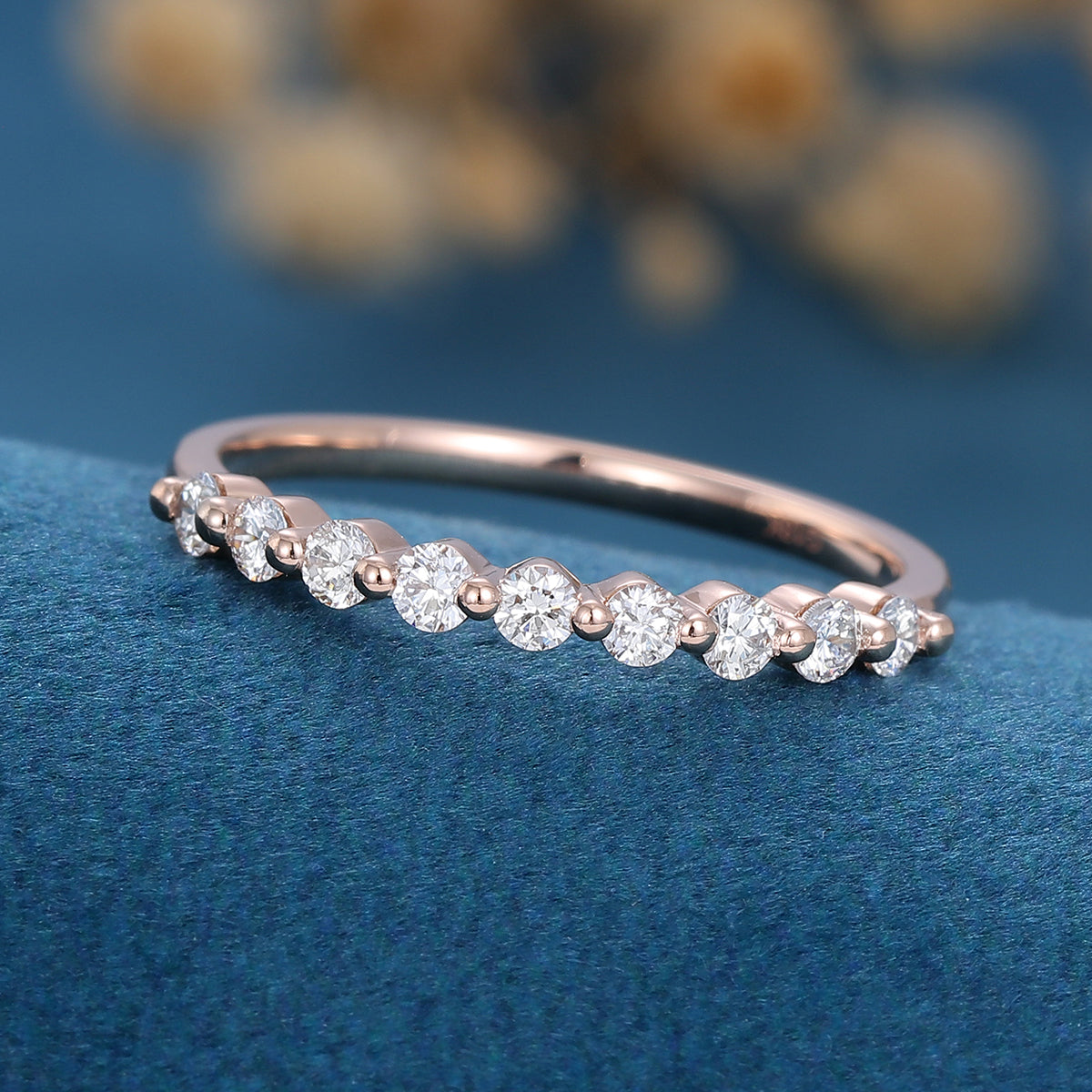 1.60 CT Round Shaped Moissanite Bubble Prongs Wedding Band