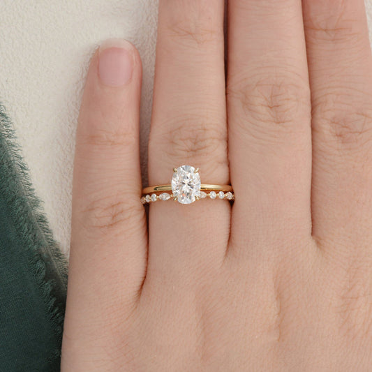 1.50 CT Oval Cut Solitaire Moissanite Bridal Ring Set