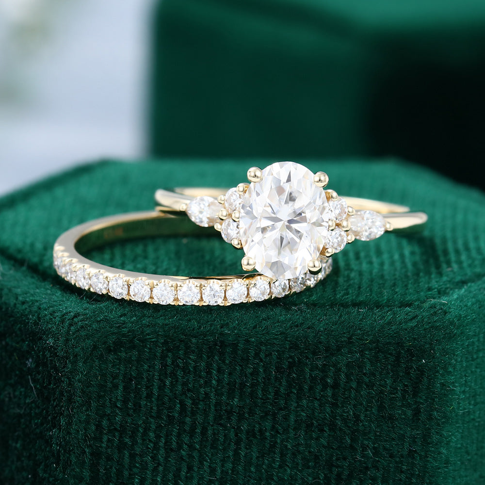 1.33 CT Oval Moissanite Cluster Bridal Ring Set
