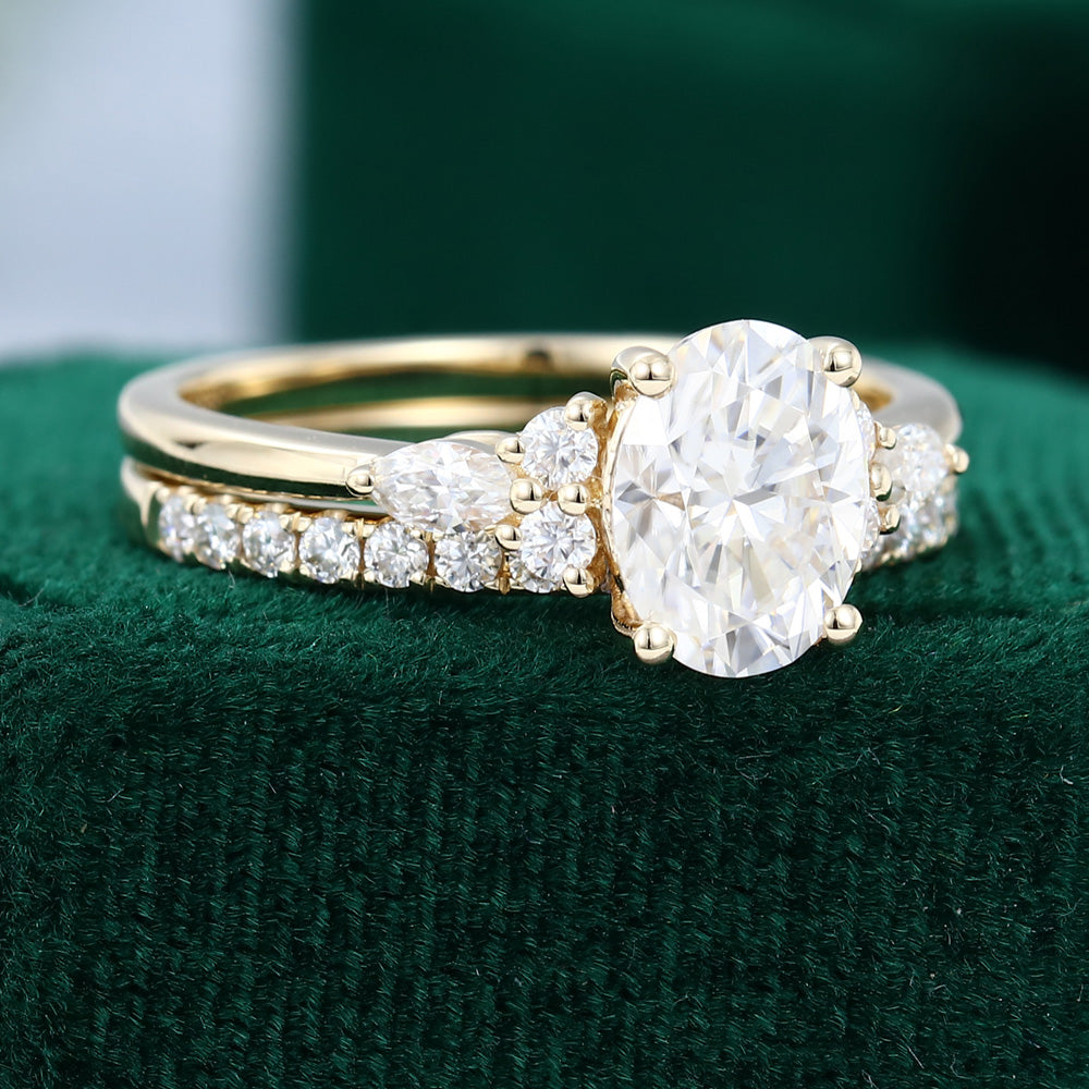 1.33 CT Oval Moissanite Cluster Bridal Ring Set