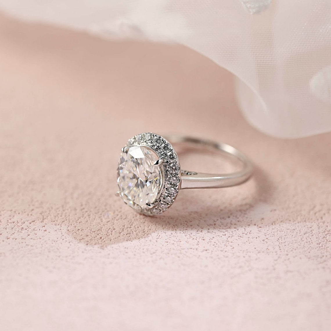 3.0 CT Oval Moissanite Halo Engagement Ring