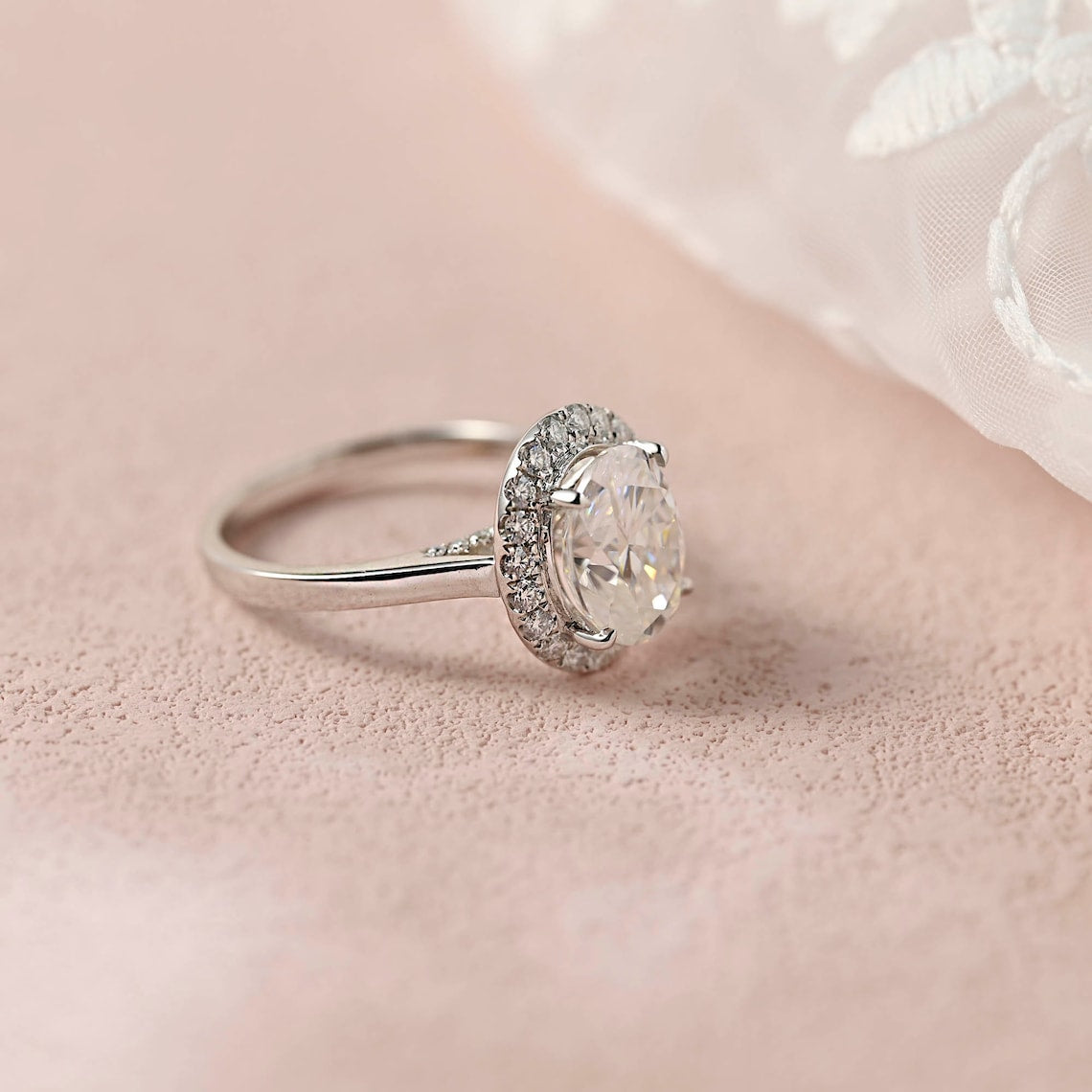 3.0 CT Oval Moissanite Halo Engagement Ring