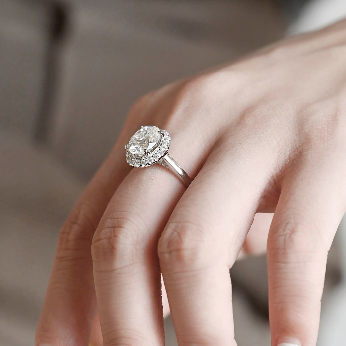3.0 CT Oval Moissanite Halo Engagement Ring