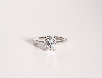 2.0 CT Oval Moissanite Solitaire Engagement Ring