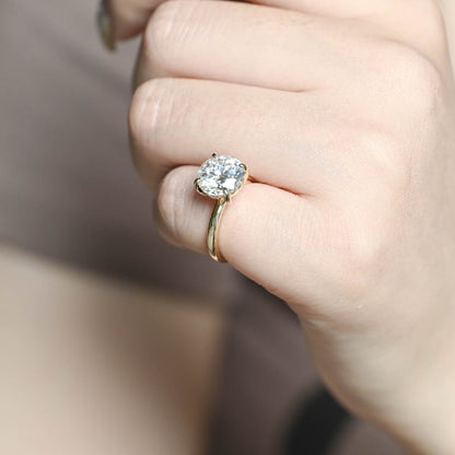 3.0 CT Round Moissanite Solitaire Engagement Ring