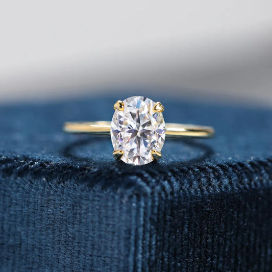 1.0CT Oval Cut Daimond Solitaire Moissanite Engagement Ring