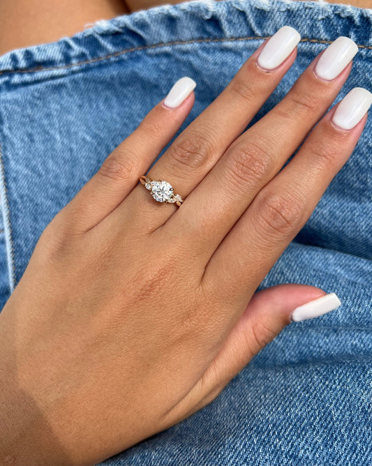1.0 CT Round Cut Moissanite Diamond Twig Engagement Ring