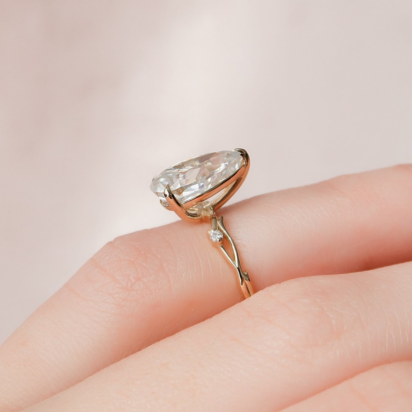 2.50CT Pear Shaped Nature Inspired Twig Moissanite Diamond Engagement Ring