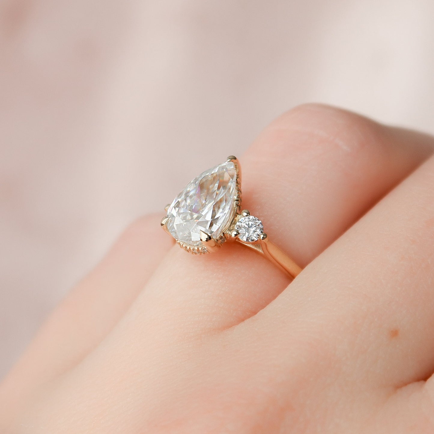 2.0CT Pear Cut Three Stone Moissanite Diamond Engagement Ring