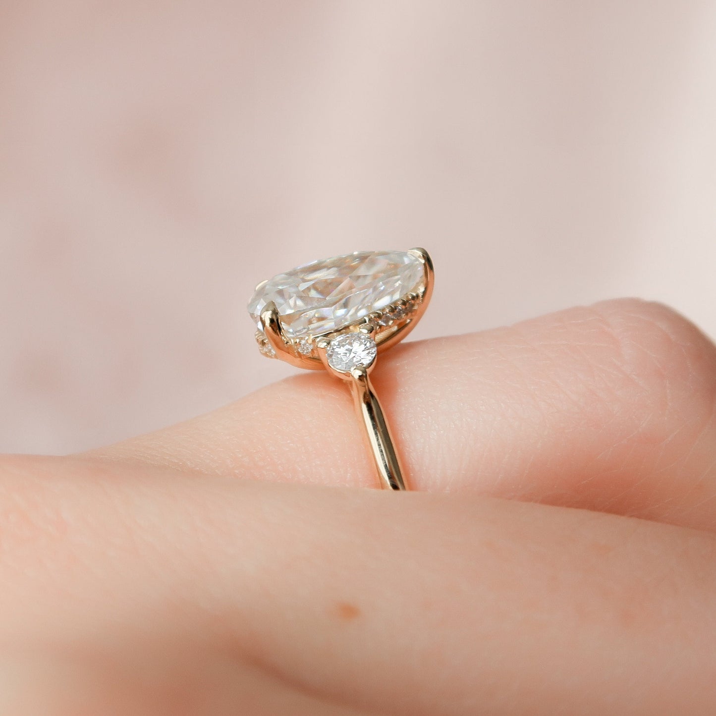 2.0CT Pear Cut Three Stone Moissanite Diamond Engagement Ring