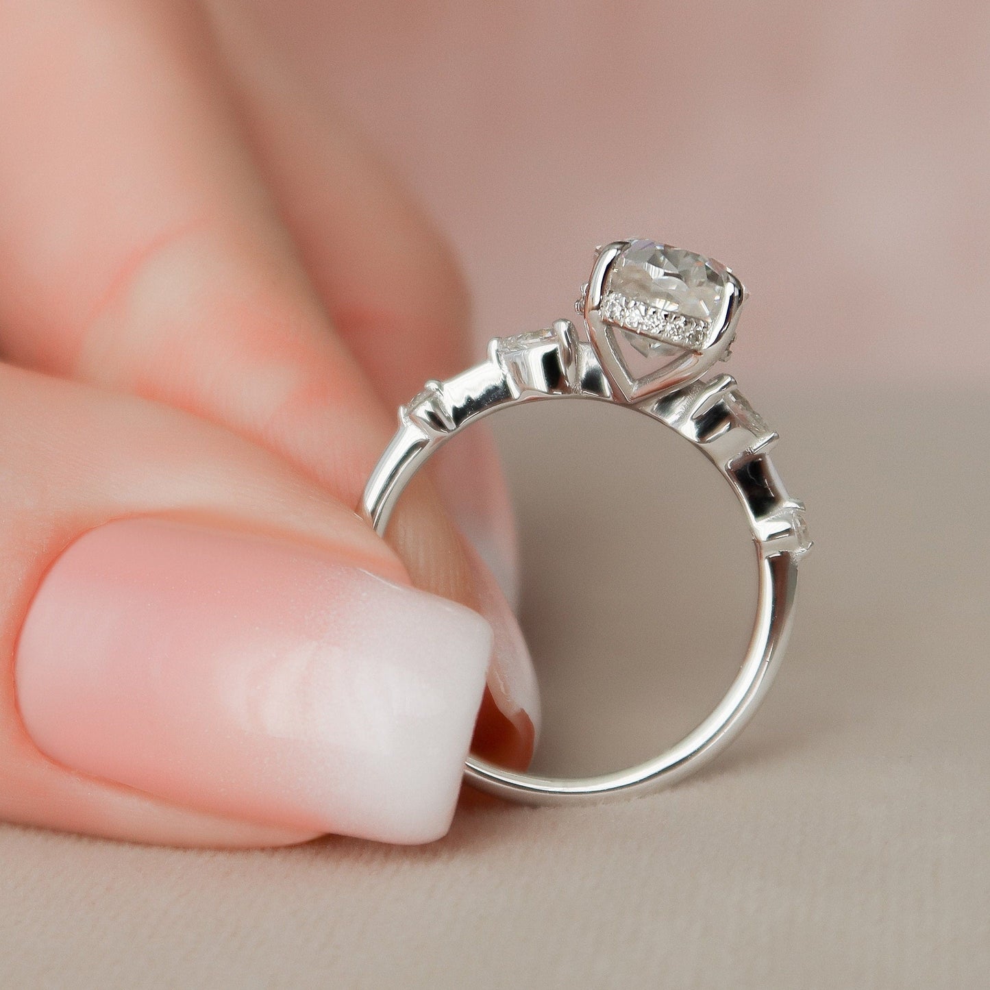 2.0CT Oval Cut Three Stones Moissanite Diamond Engagement Ring