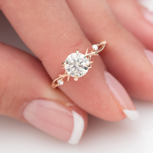 2.0 CT Round Cut Moissanite Diamond Twig Engagement Ring