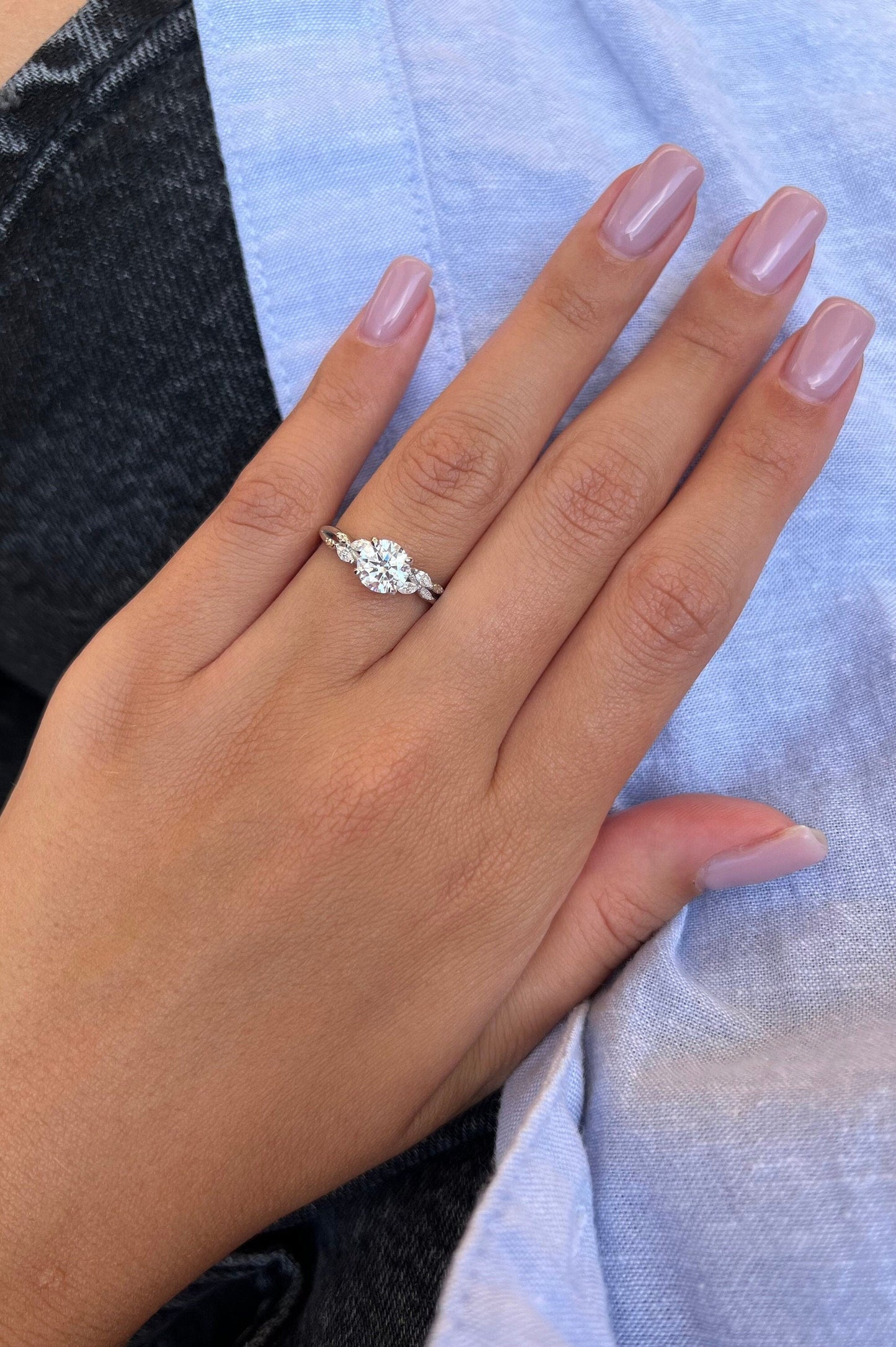 1.0 CT Round Cut Moissanite Twig Engagement Ring