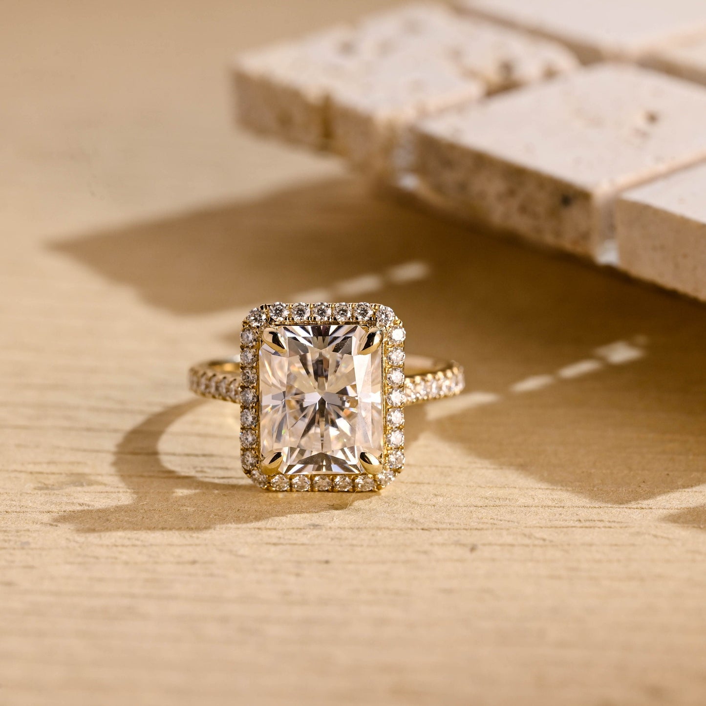 2.0CT Radiant Cut Halo Diamond Moissanite Engagement Ring