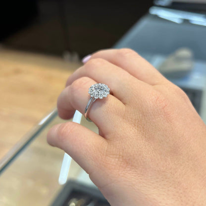 1.0 CT Round Moissanite Halo Engagement Ring